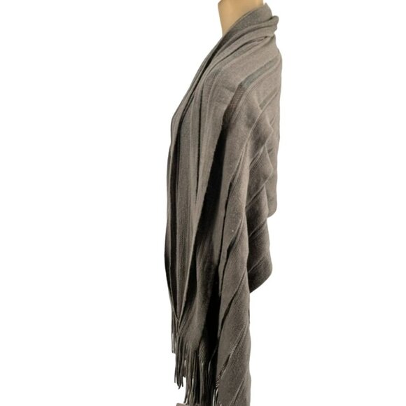 Soma Intimates Fringe Shawl Wrap Scarf Gray tiered 28 X 80 - Picture 7 of 14